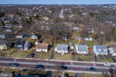 51 E School St, Hatfield, PA 19440 - photo 2