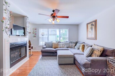 84 Rotunda Cir, Asheville, NC 28806 - photo 3