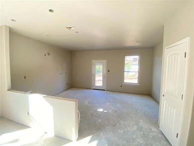 210 W Brown St, Cleburne, TX 76033 - photo 7