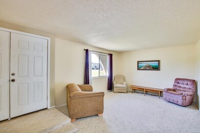 Faamily Room