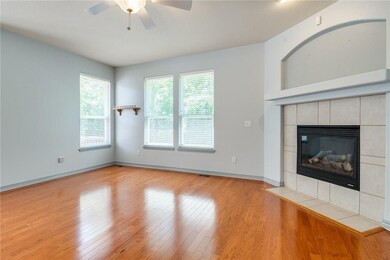 5 Glenbrook Ln, Bella Vista, AR 72715 - photo 2