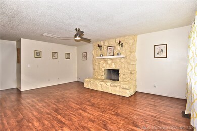 3114 S 214th East Ave, Broken Arrow, OK 74014 - photo 4