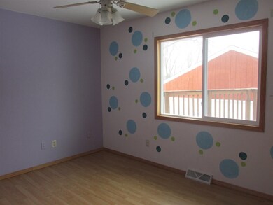 1231 Edgewood Dr, Waterloo, IA 50701 - photo 4