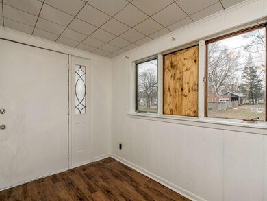 2803 Des Moines St, Des Moines, IA 50317 - photo 2