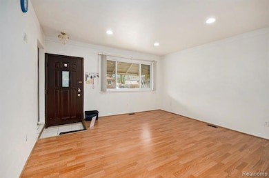 23920 Winifred Ave, Warren, MI 48091 - photo 3