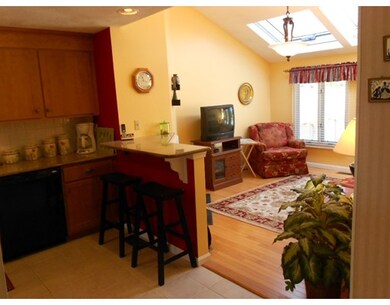 176 Brickett Hill Cir unit 176, Haverhill, MA 01830 - photo 6