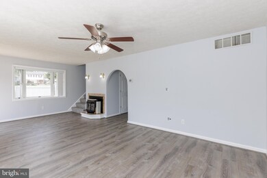 1528 Harford Square Dr, Edgewood, MD 21040 - photo 6