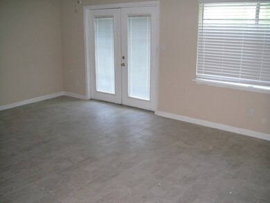 101 Lottie Ln, Friendswood, TX 77546 - photo 2