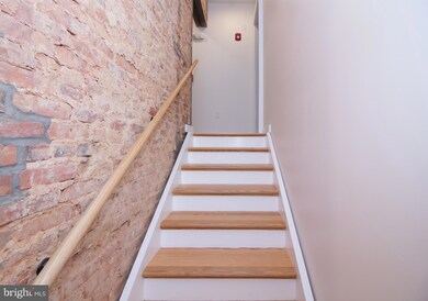 2527 Saint Paul St unit 3C, Baltimore, MD 21218 - photo 5