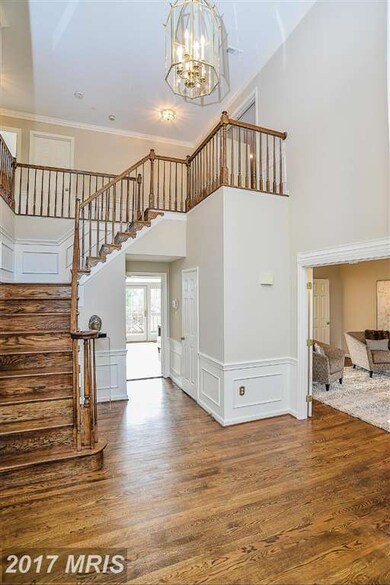 8963 Scott St, Springfield, VA 22153 - photo 3