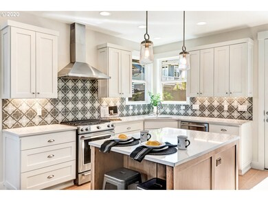 1694 NW Fields St, Bend, OR 97703 - photo 4