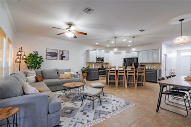 14878 Granada Dr unit 403, Corpus Christi, TX 78418 - photo 4