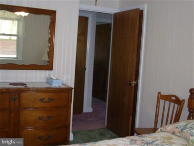 617 Rively Ave, Glenolden, PA 19036 - photo 6