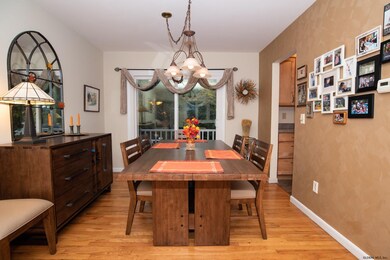 19 Chestnut Ct, Rensselaer, NY 12144 - photo 5