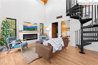 68 Bear Den Mountain View Dr, Marion, NC 28752 - photo 5