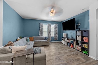 402 Isabelle St, New Bern, NC 28560 - photo 3