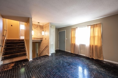 1002 Gillespie Rd, Chattanooga, TN 37411 - photo 2