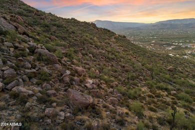 6630 Hawksnest Rd unit 2, Carefree, AZ 85331 - photo 4