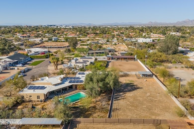 7_11823 n 76th way-drone-7