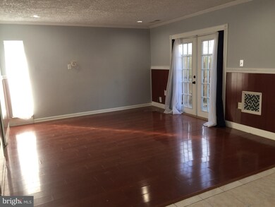 8684 Village Square Dr unit 14, Alexandria, VA 22309 - photo 5