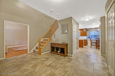 14 Rutherford Ct Jackson NJ-large-029-48