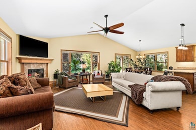 1187 W Lawrence Rd, Cloquet, MN 55720 - photo 5