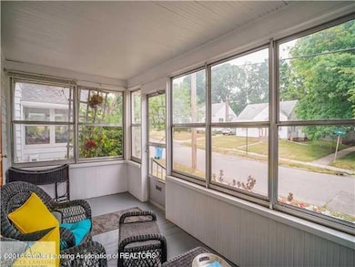 1229 Edward St, Lansing, MI 48910 - photo 7