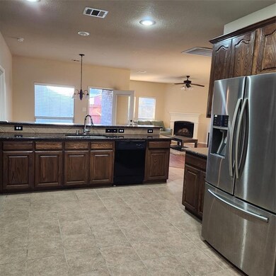 209 Travis Ln, Lavon, TX 75166 - photo 6