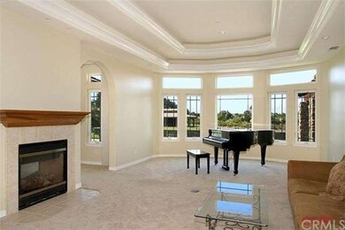 Inviting entertaining and living areas