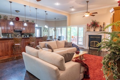 8814 Matt Daniels Ln, Benton, AR 72019 - photo 4