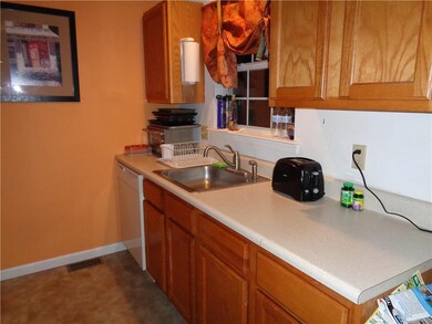 926 W Tioga St, Allentown, PA 18103 - photo 5