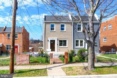 500 Foxhall Place SE, Washington, DC 20032 - photo 2