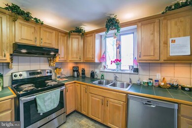 3745 Lukens Ln, Hatboro, PA 19040 - photo 7