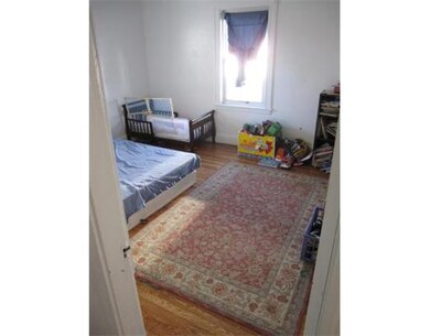 547 Hyde Park Ave unit 3, Roslindale, MA 02131 - photo 2