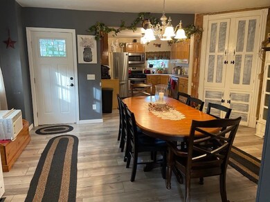 310 Longfellow St, Vandergrift, PA 15690 - photo 7