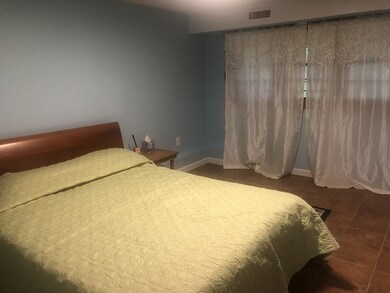 34 Broadlawn Dr unit 1, Chestnut Hill, MA 02467 - photo 4