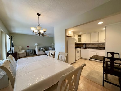 213 Somerset K, West Palm Beach, FL 33417 - photo 3