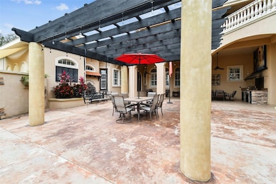 12709 Mannhurst Oak Ln, Lithia, FL 33547 - photo 7