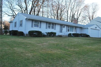 6 Maplewood Orchard Dr, Greenville, RI 02828 - photo 2