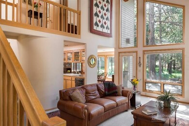 38 Yellow Pine Ln, Bend, OR 97707 - photo 3