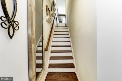 913 Magnolia Blossom Ct, Sykesville, MD 21784 - photo 3