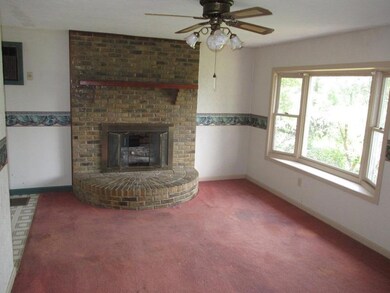 2205 Cooley Ford Rd, Tennessee Ridge, TN 37178 - photo 2