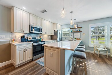 215 N High Point Blvd unit B, Boynton Beach, FL 33435 - photo 6