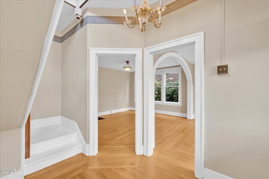 674 11th St, Astoria, OR 97103 - photo 6