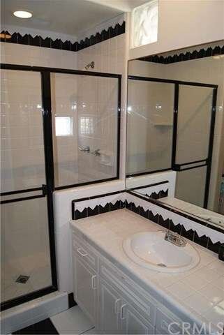 3/4 Hallway Bath