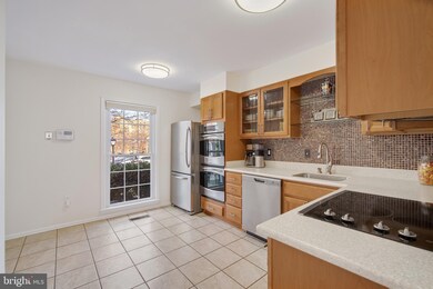 10210 Arizona Cir, Bethesda, MD 20817 - photo 7