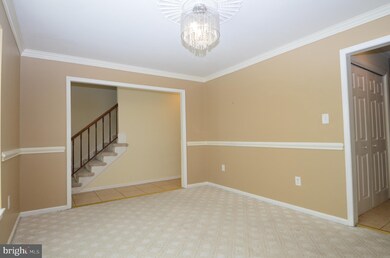 7707 Maritime Ln, Springfield, VA 22153 - photo 2