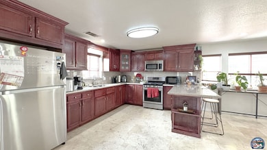 920 E 4th St, Calexico, CA 92231 - photo 7