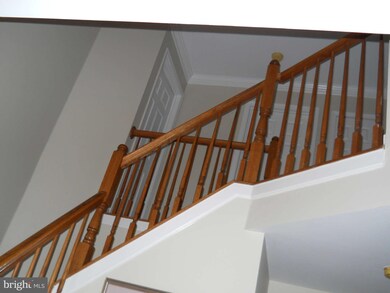 11037 Scotts Landing Rd, Laurel, MD 20723 - photo 4