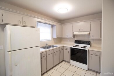 708 Robin Ave unit 3, McAllen, TX 78504 - photo 4